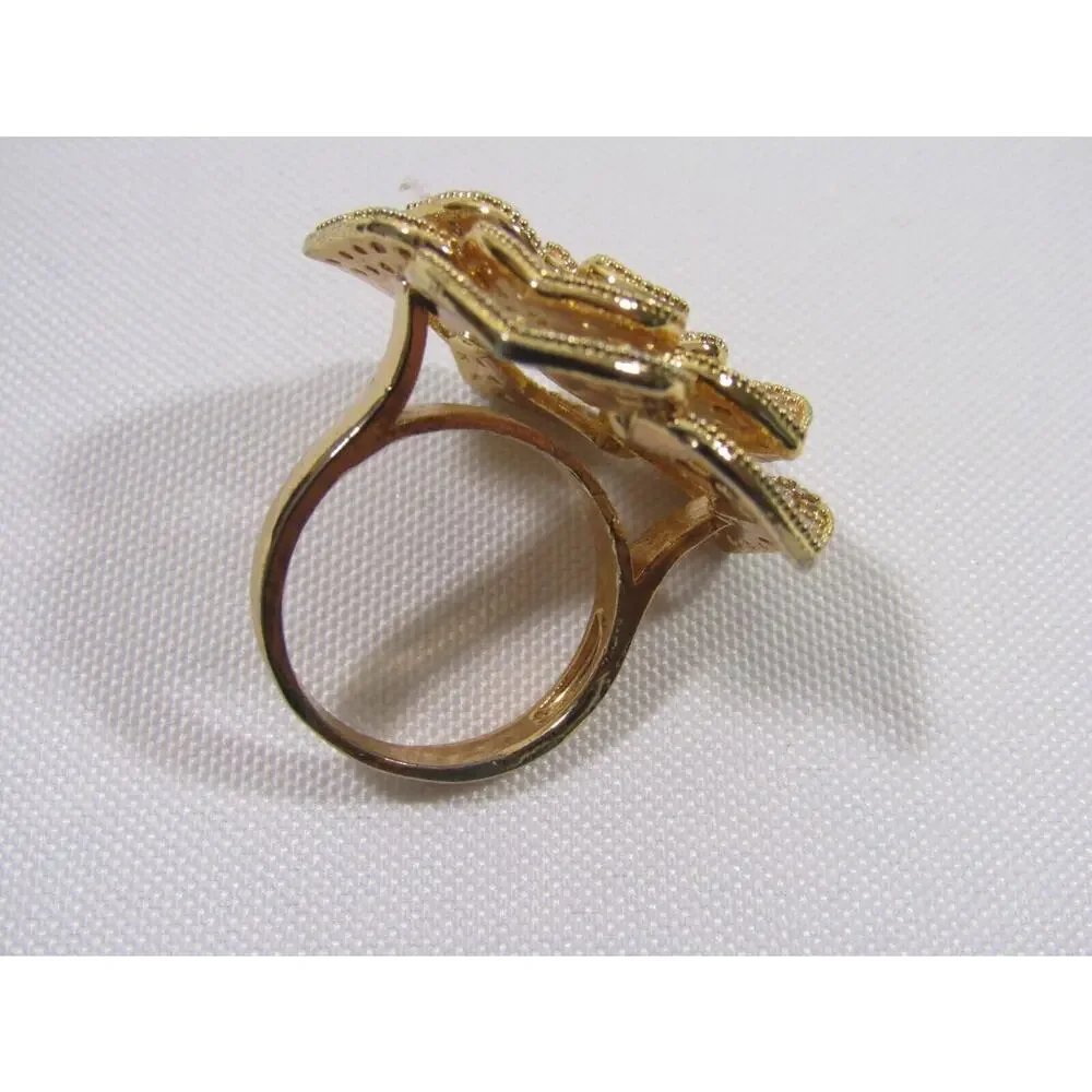 Gold‎ Tone Flower Rhinestone Ring 8 3/4